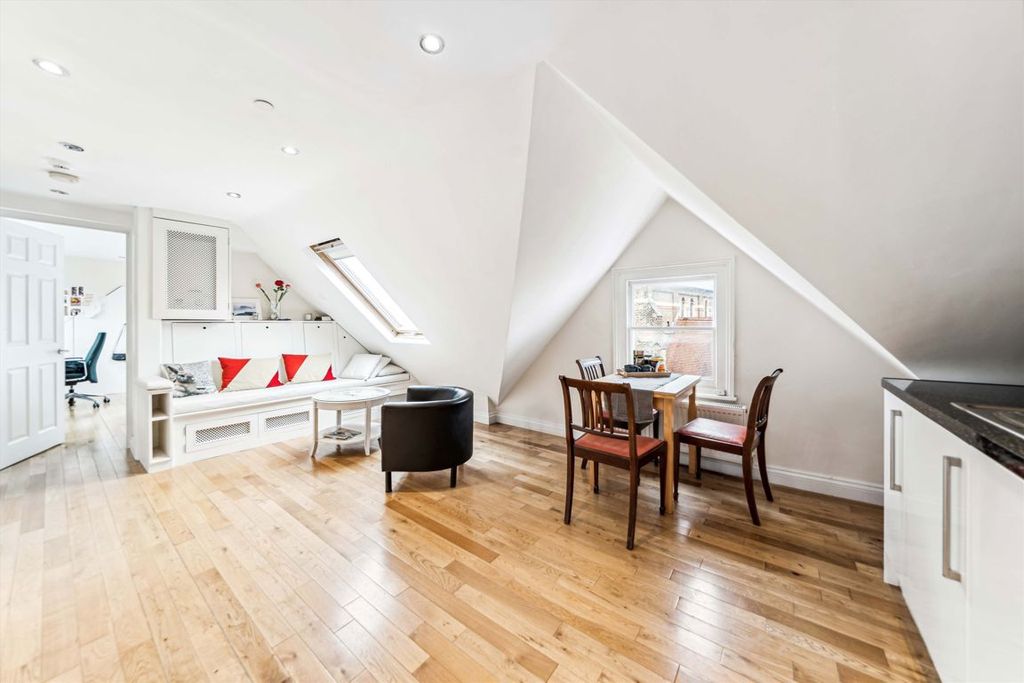 Property photo 2 of 5