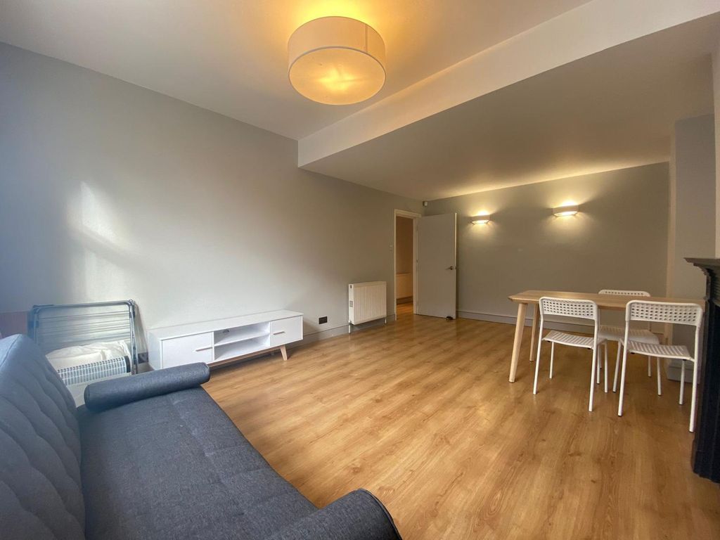 Property photo 3 of 13 3