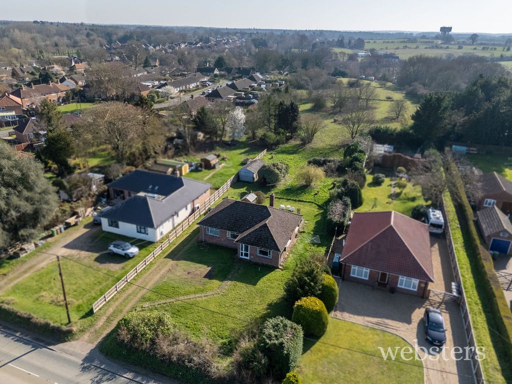 Property photo 2 of 21