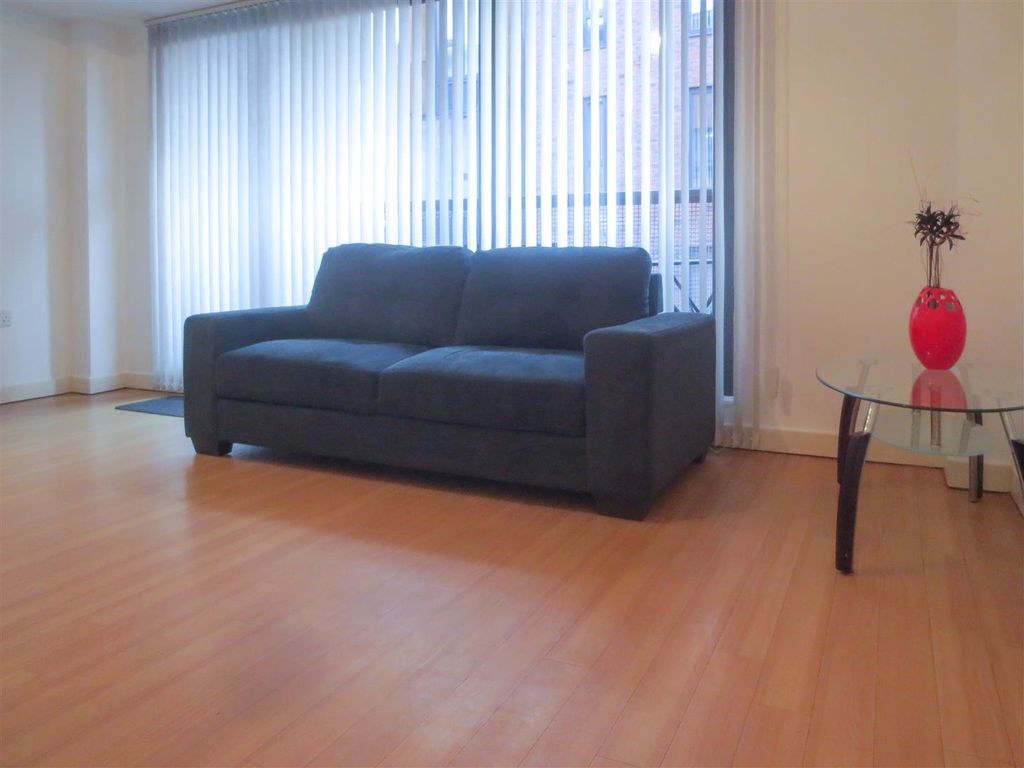 Property photo 2 of 6 Lounge