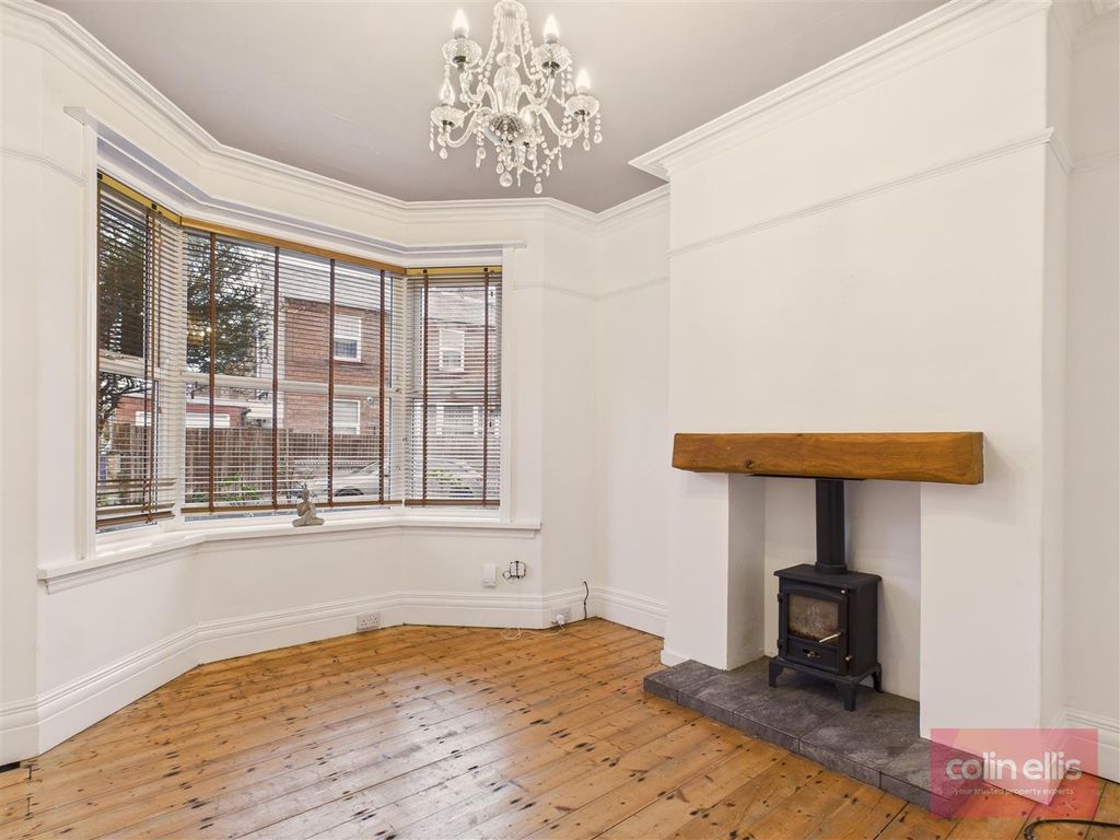 Property photo 2 of 17 Cam05075G0-Pr0242-Still001.Jpg