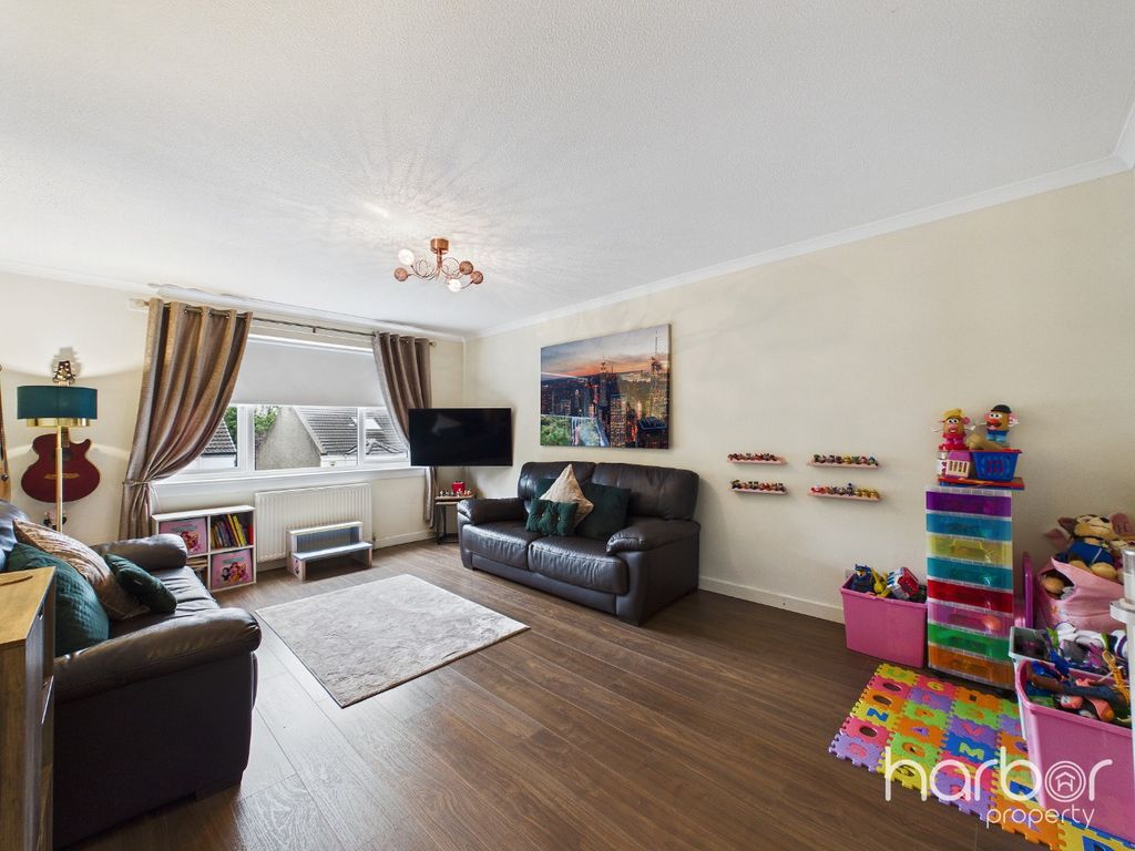 Property photo 2 of 11 5352453