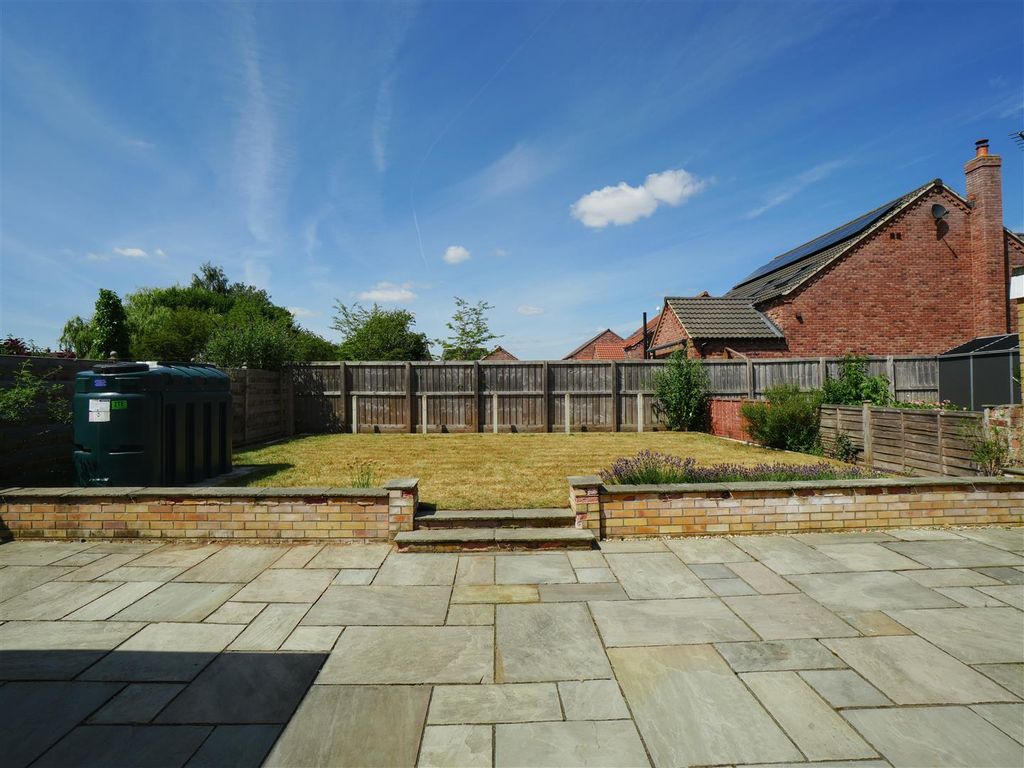 Property photo 2 of 15 External