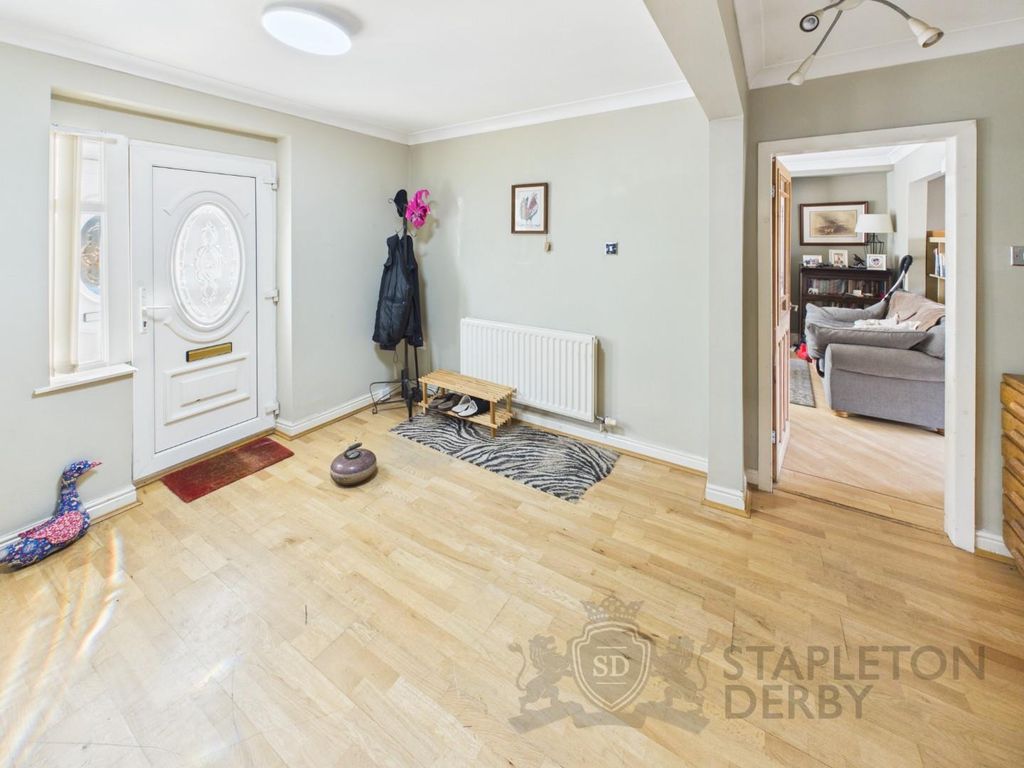 Property photo 3 of 27 Cam03007G0-Pr0280-Still005.Jpg