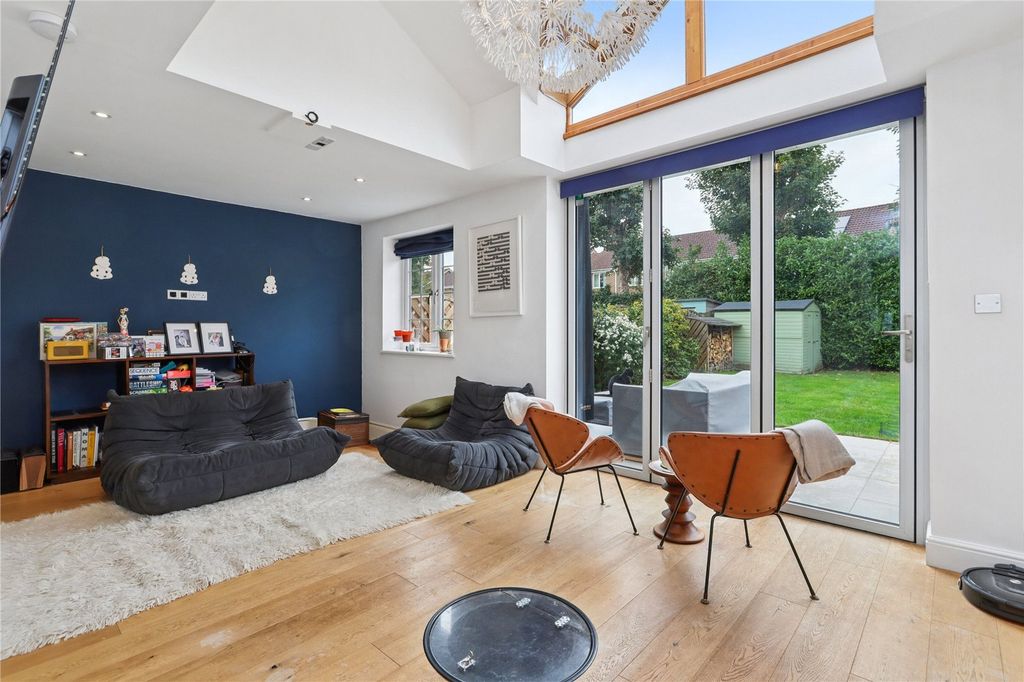 Property photo 2 of 12 Picture No. 05