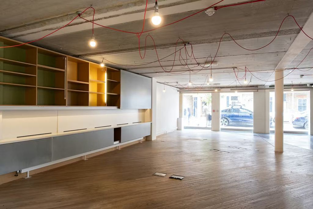 Property photo 2 of 5