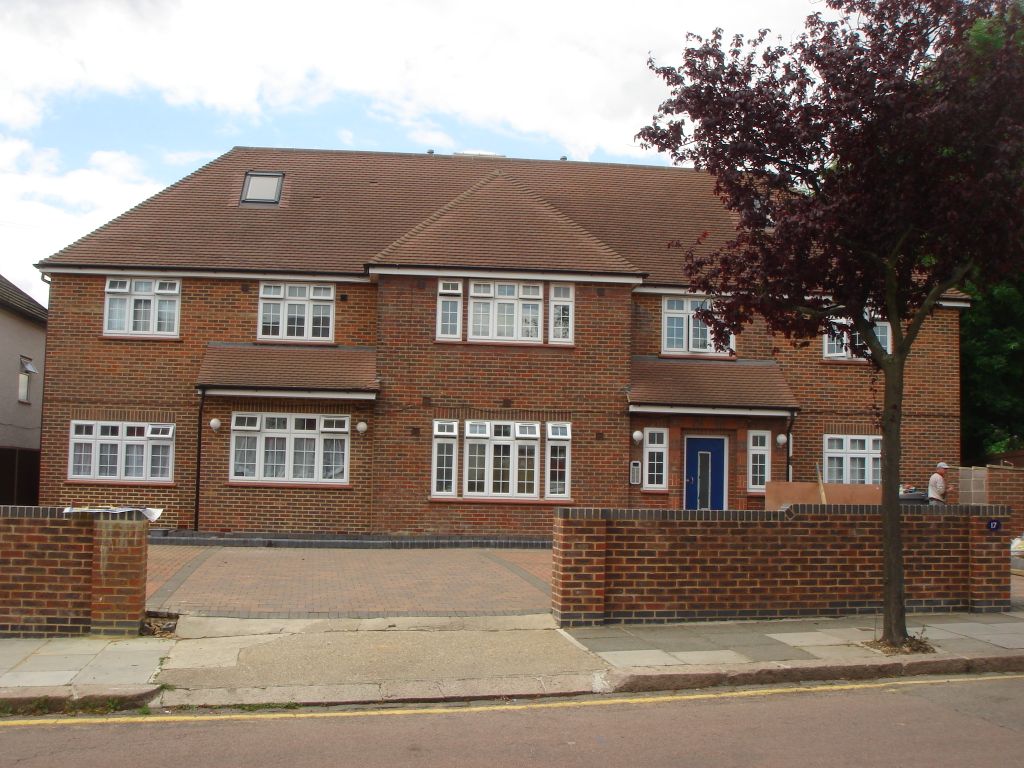 Property photo 1 of 9