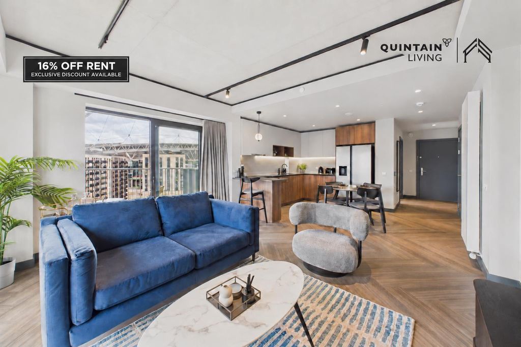 Property photo 1 of 20 Modern Apartment With Exclusive Discount Banner.Pn