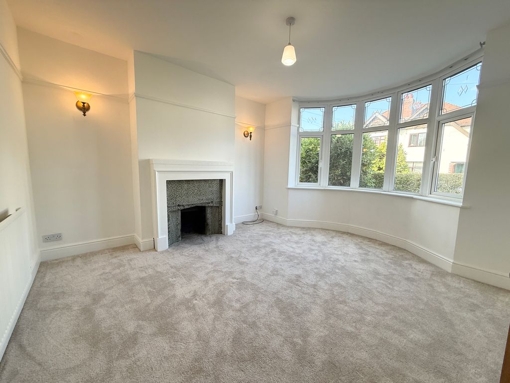 Property photo 3 of 19 Img_7097