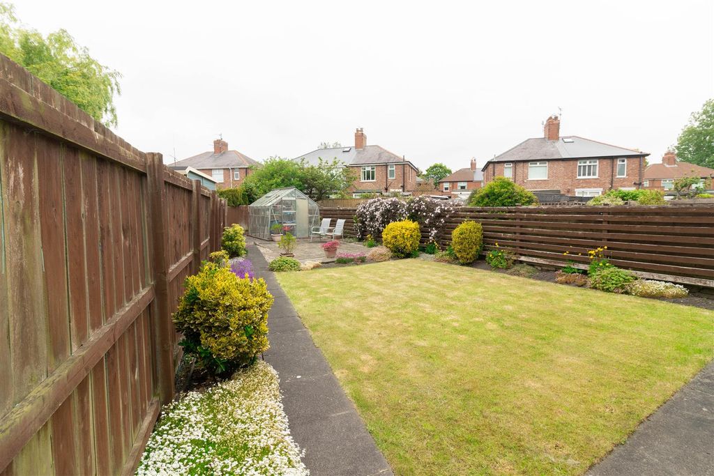 Property photo 2 of 14 Rear Garden