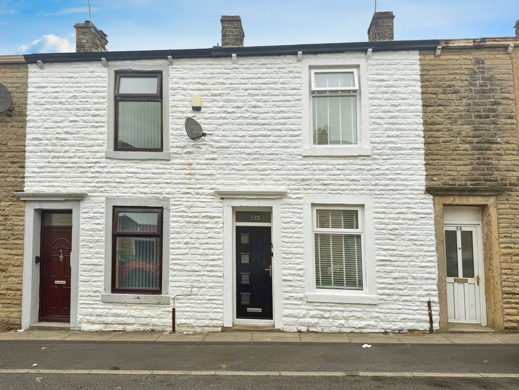 Property photo 2 of 14