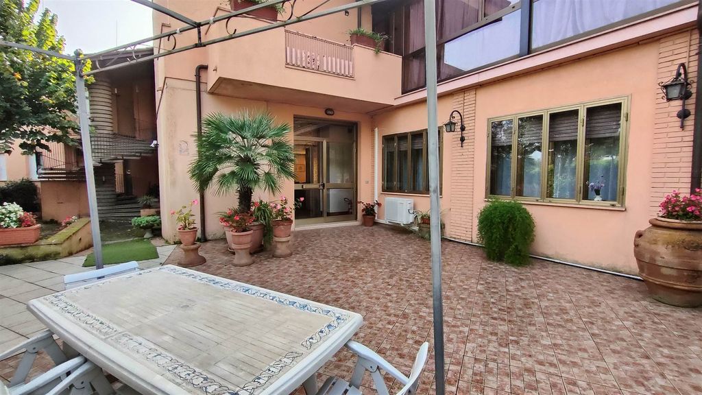 Property photo 3 of 29