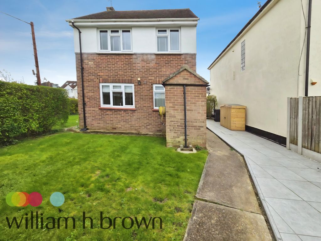 Property photo 2 of 17 Image