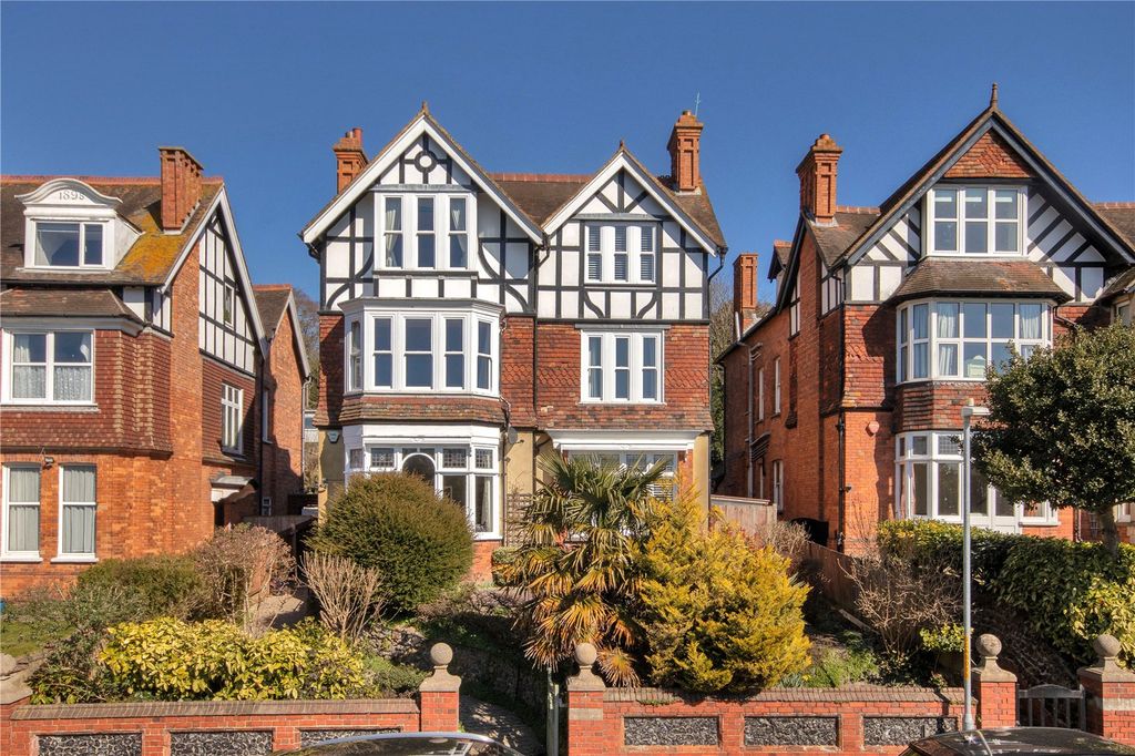 Property photo 1 of 24 Picture No. 29