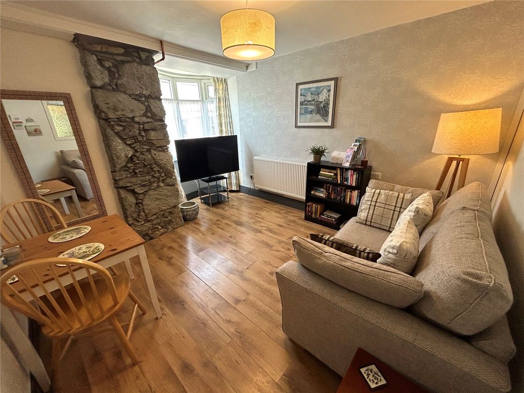 Property photo 3 of 19 Picture No. 14