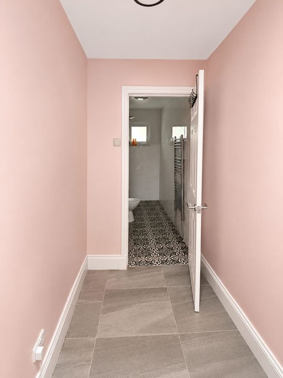 Property photo 1 of 8 3 Bed Terraced House To Rent Kingston Road, Ilford Ig1 1Pf