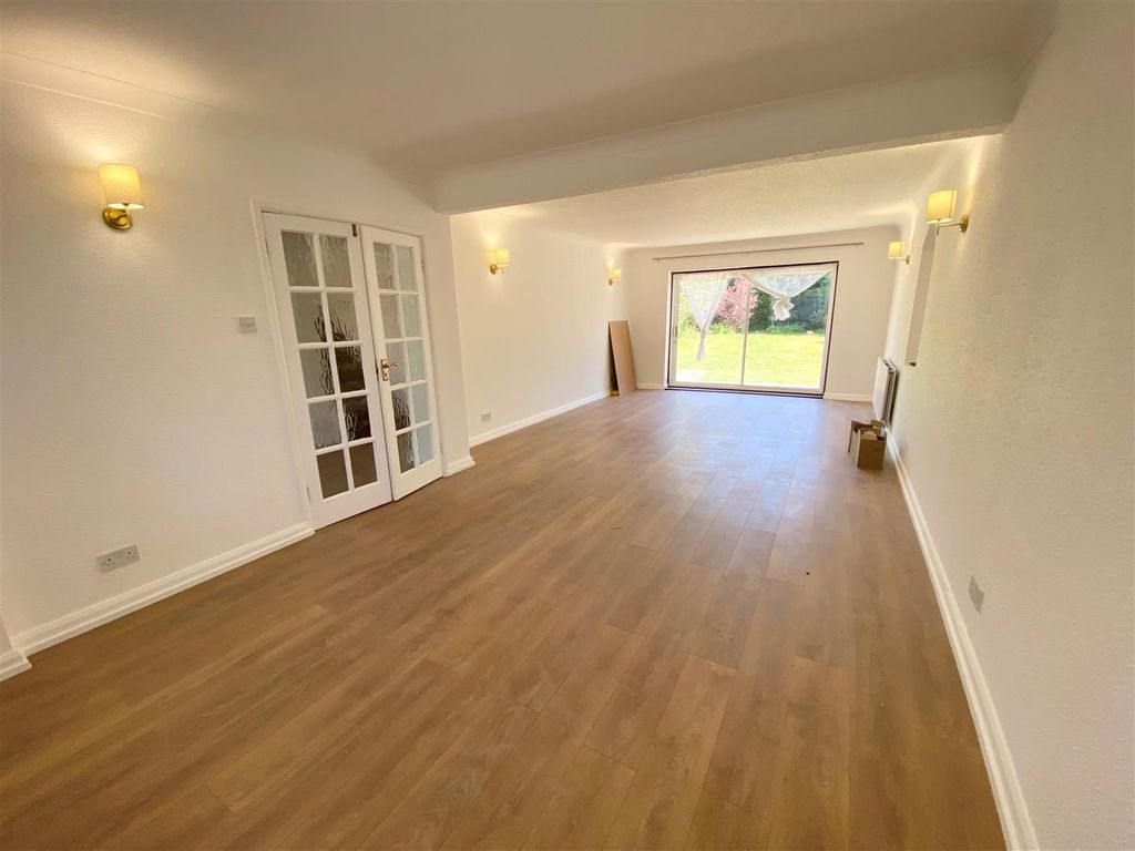Property photo 2 of 12 7.Jpg