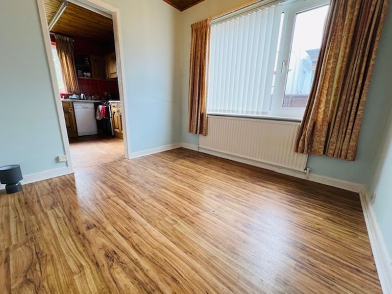 Property photo 3 of 10 Photo 13