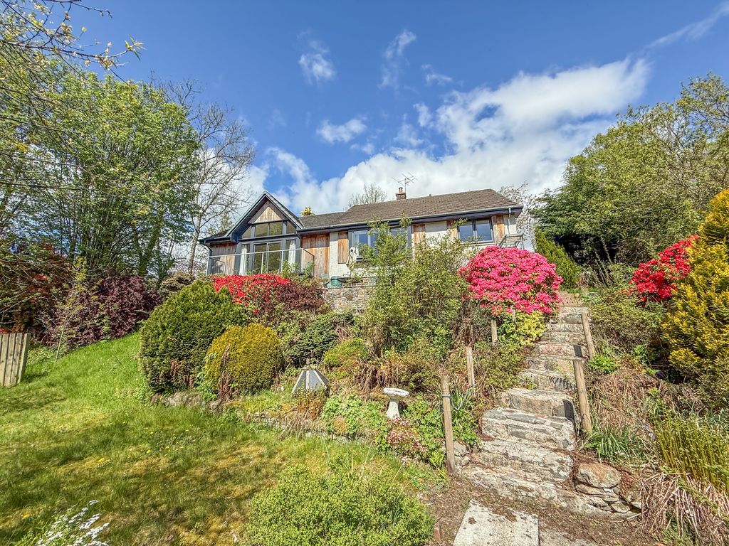 Property photo 1 of 52 Img_7820