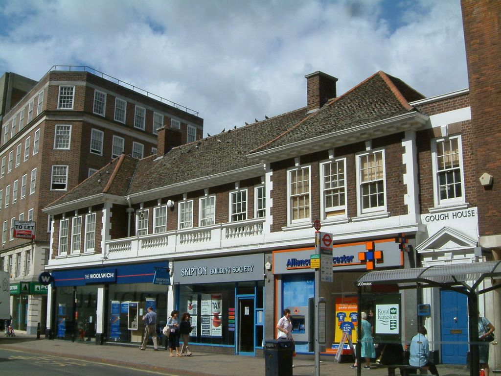 Property photo 1 of 2