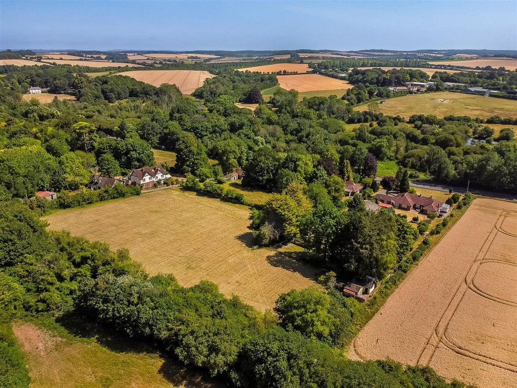 Property photo 2 of 18 Dji_0736.Jpg