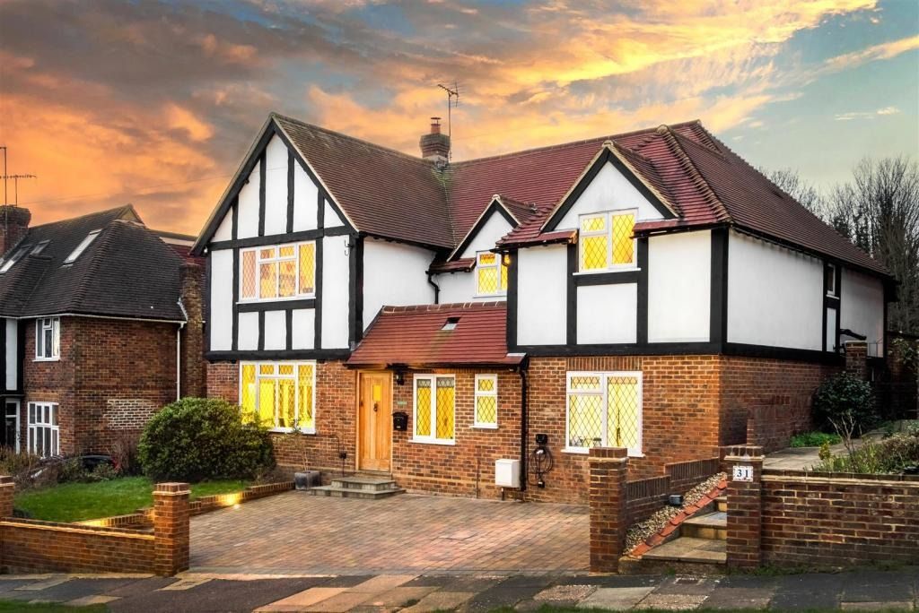 Property photo 1 of 24 4847480