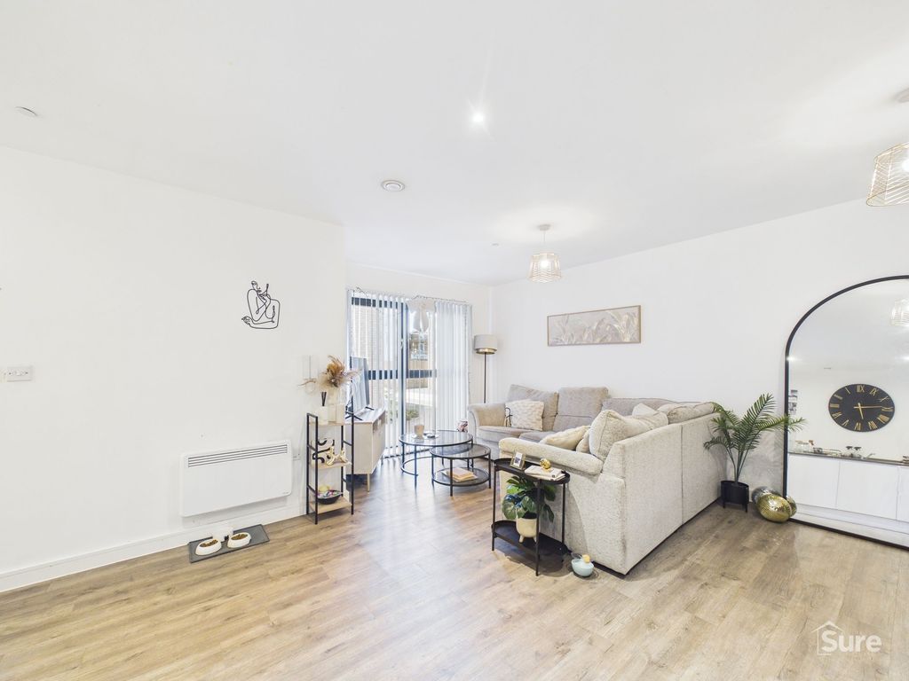 Property photo 3 of 17