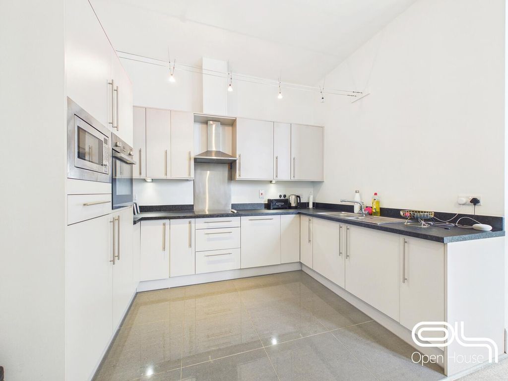 Property photo 2 of 15 Kitchen