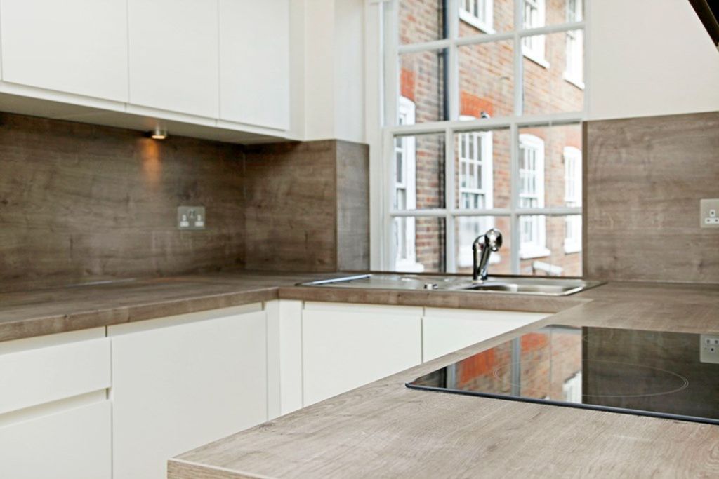 Property photo 1 of 8 Kitchen