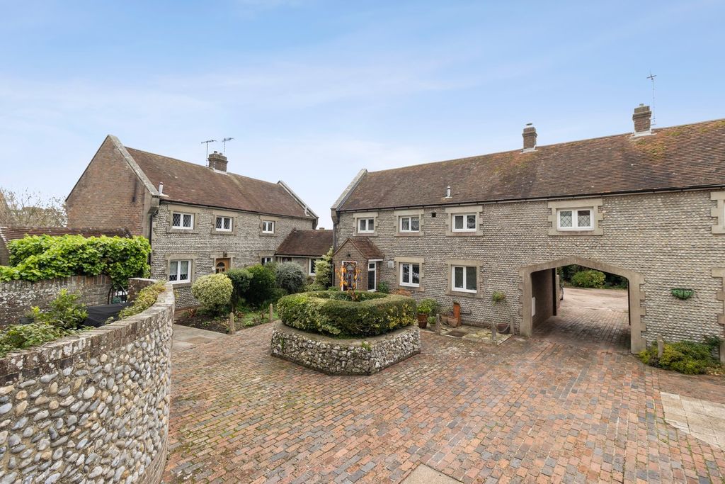 Property photo 1 of 29