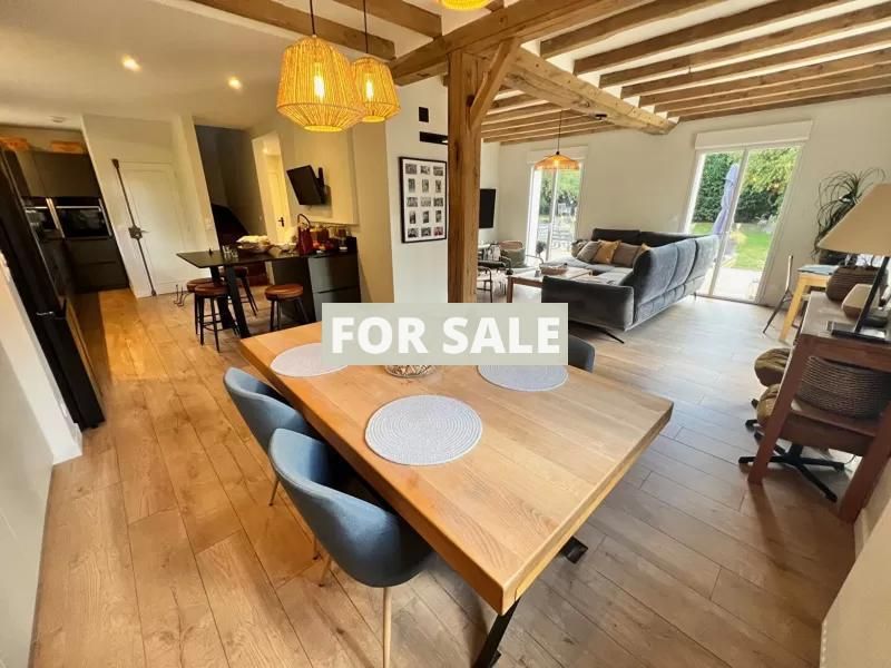 Property photo 2 of 11