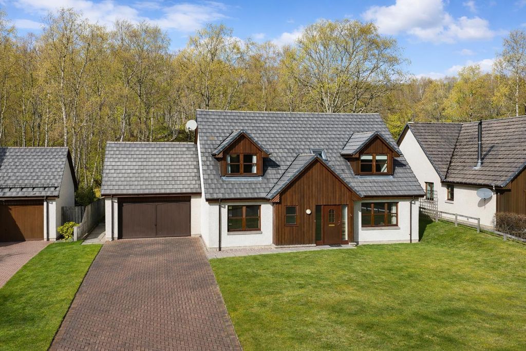 Property photo 1 of 34 23 Carn Elrig View