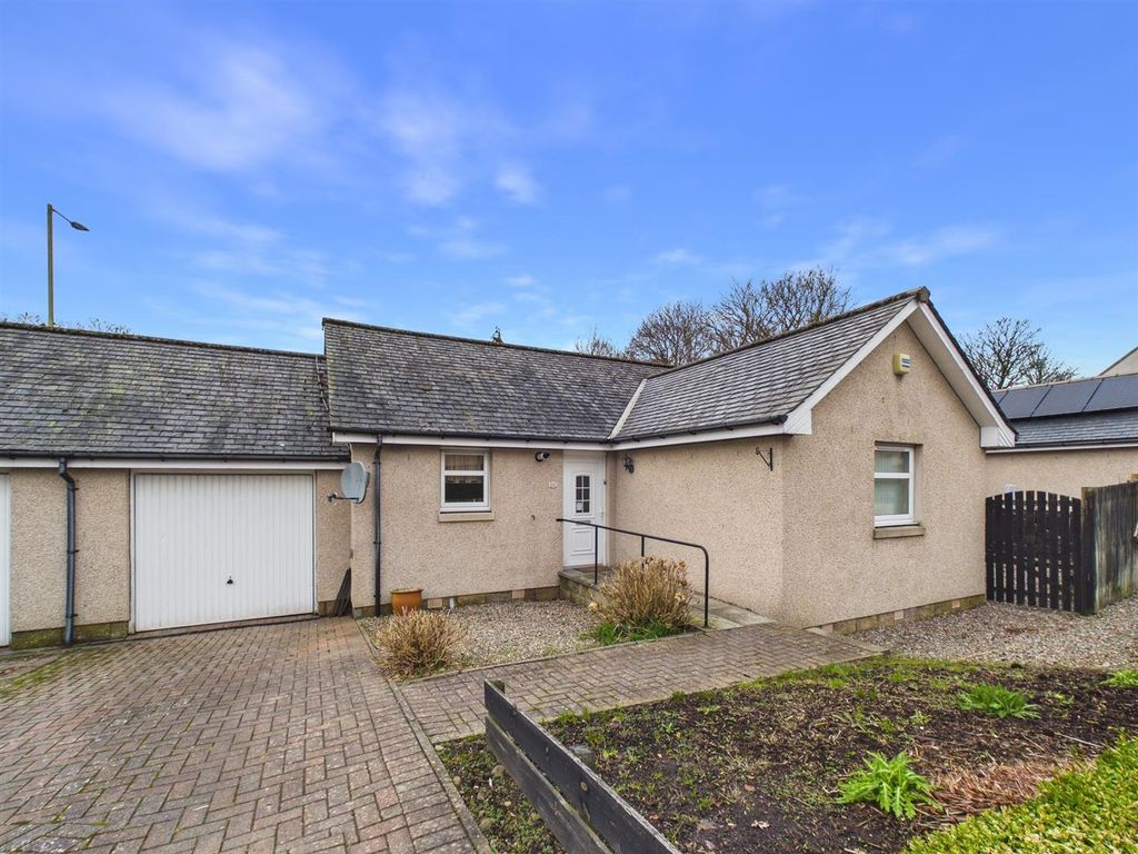 Property photo 1 of 17 Cam01486G0-Pr0985-Still002.Jpg