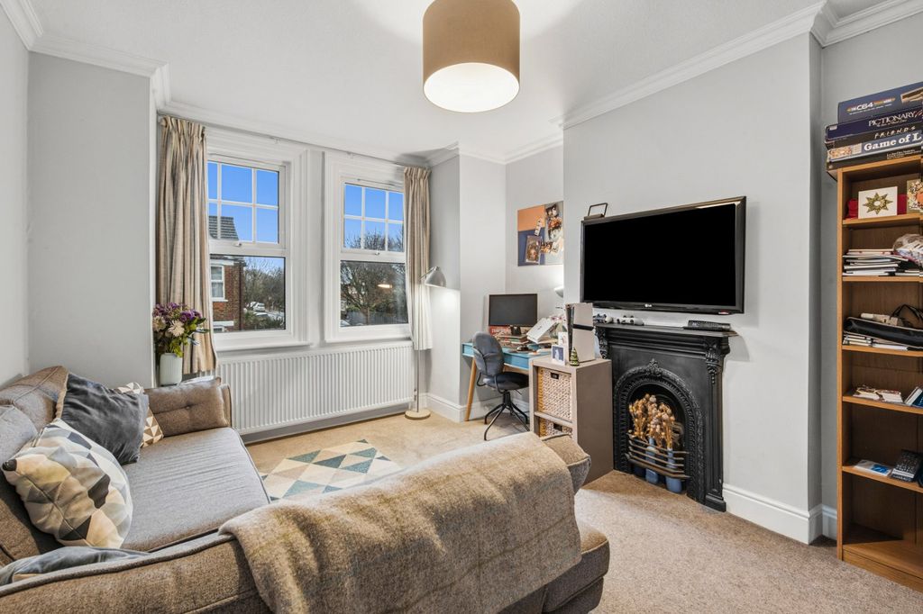 Property photo 2 of 10