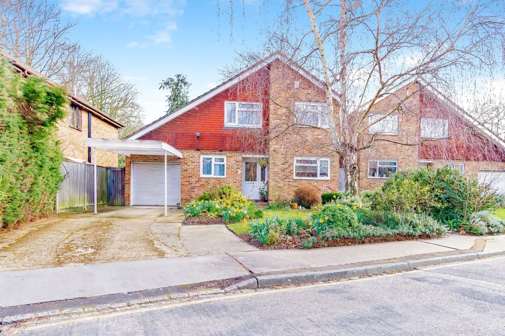 Property photo 1 of 17 Photography