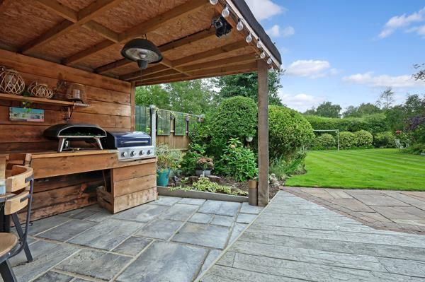 Property photo 2 of 36 Outdoor BBQ