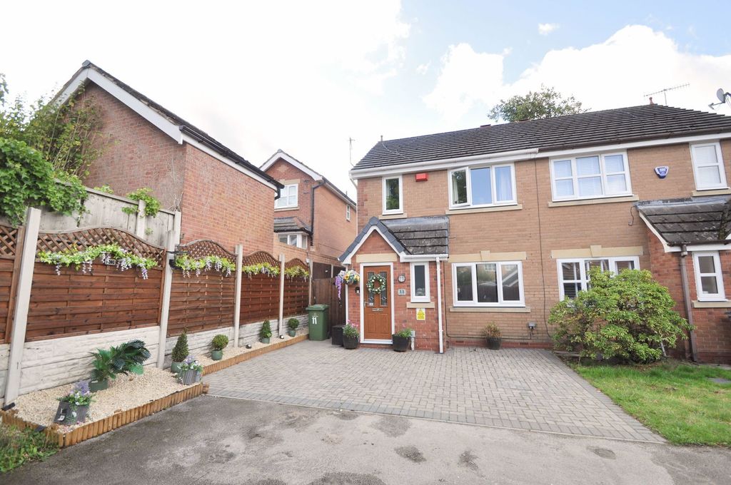 Property photo 1 of 34