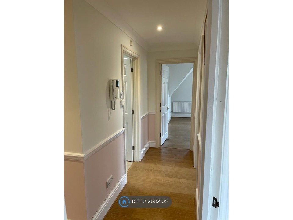 Property photo 3 of 13 Hallway