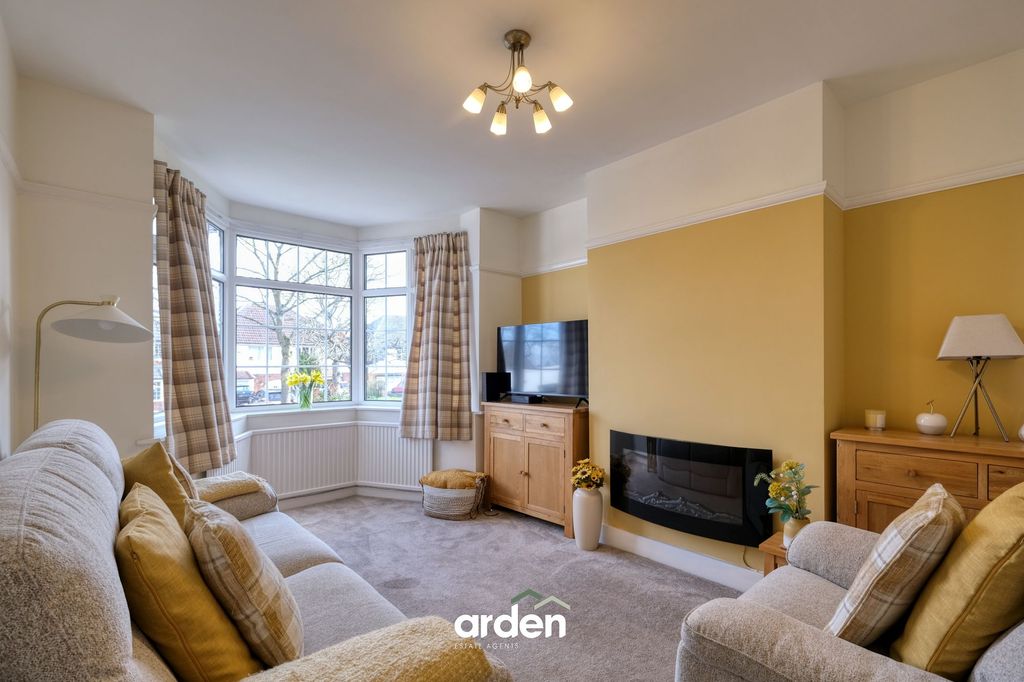 Property photo 3 of 16