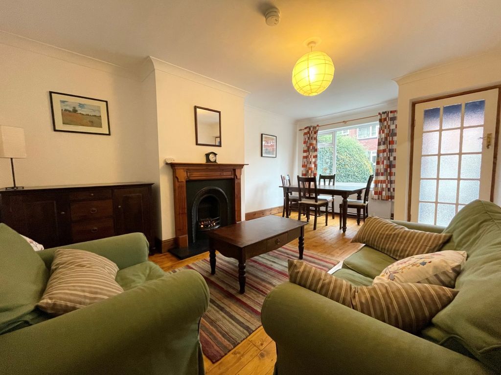 Property photo 2 of 9 Picture No. 19