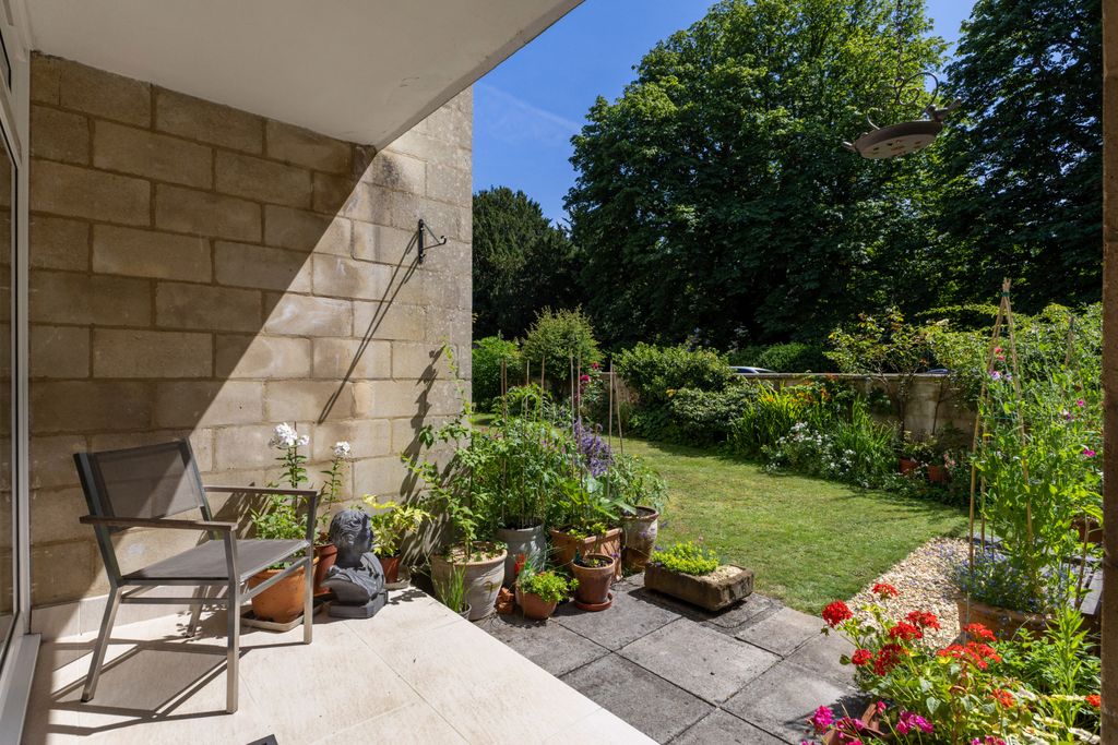 Property photo 3 of 20 Patio