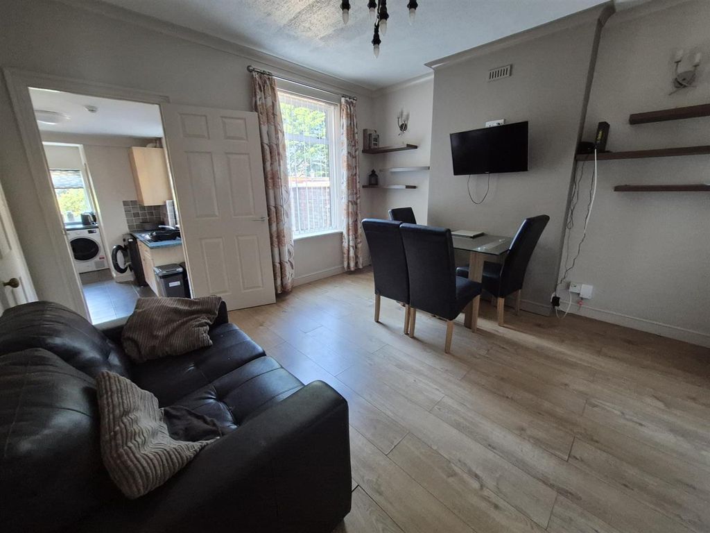 Property photo 2 of 10 1000013268.Jpg