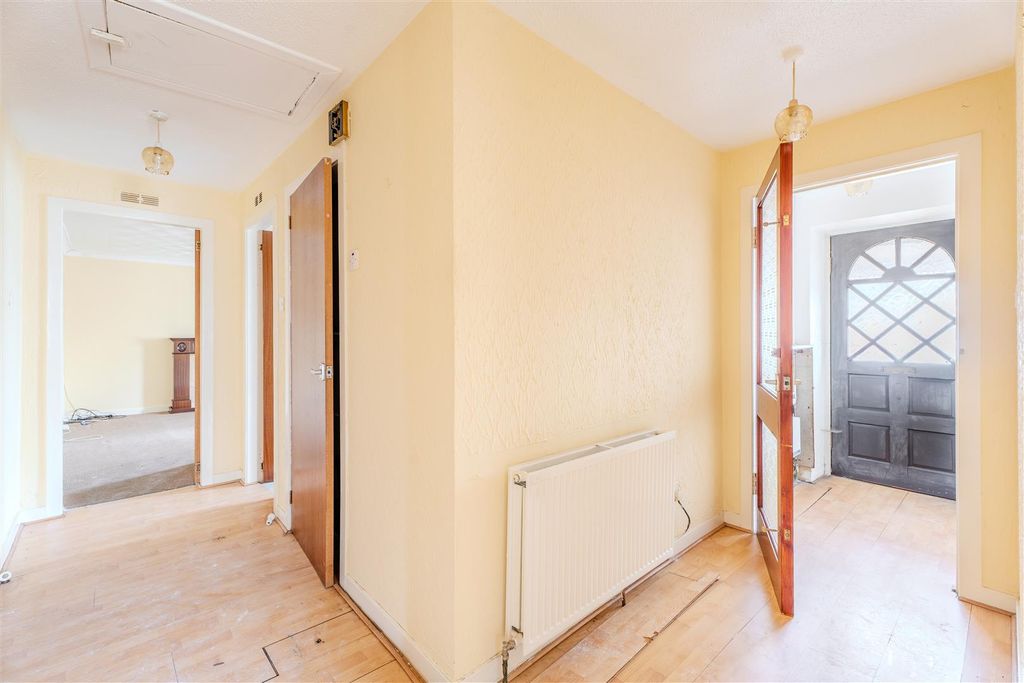 Property photo 3 of 20 261Highst-15.Jpg