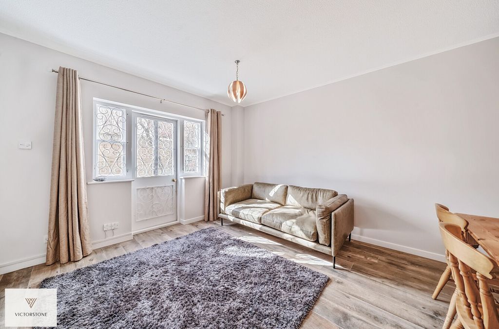 Property photo 1 of 20 1959781