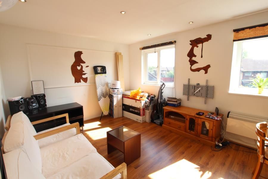 Property photo 3 of 6