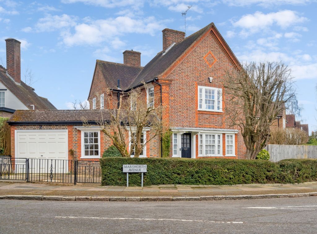 Property photo 1 of 19