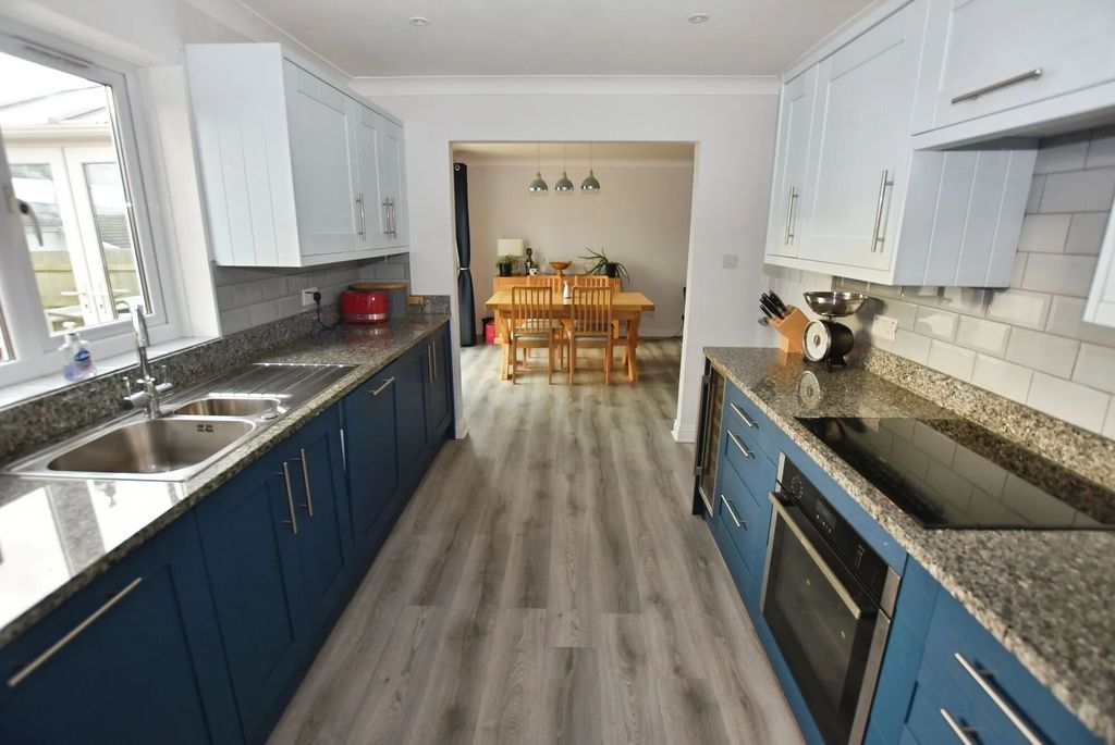 Property photo 2 of 20 Picture 2