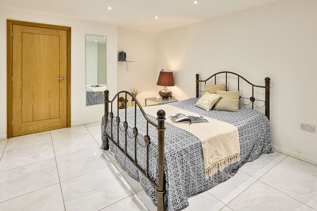 Additional image 33 of 8 bed detached house for saleCragtops, Kirk Smeaton WF8