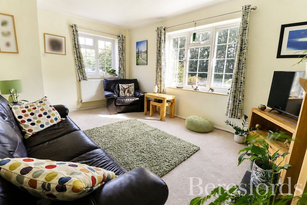 Property photo 2 of 25 Picture No. 06
