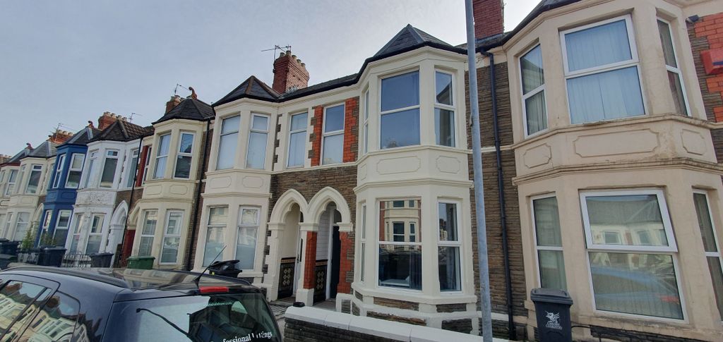 Property photo 2 of 14